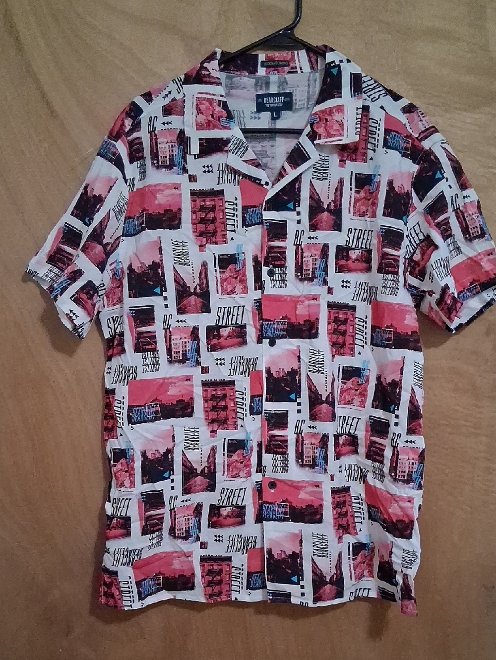 Pink Graphic Short-Sleeve Button-Down Shirt